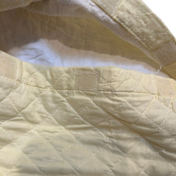 Judi Boisson Vintage Hand Made yellow floral signed Quilt Pillow cover 2… - Picture 5 of 6